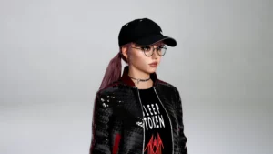 Physics Tails Hairstyle5 Physics Tails Hairstyle5